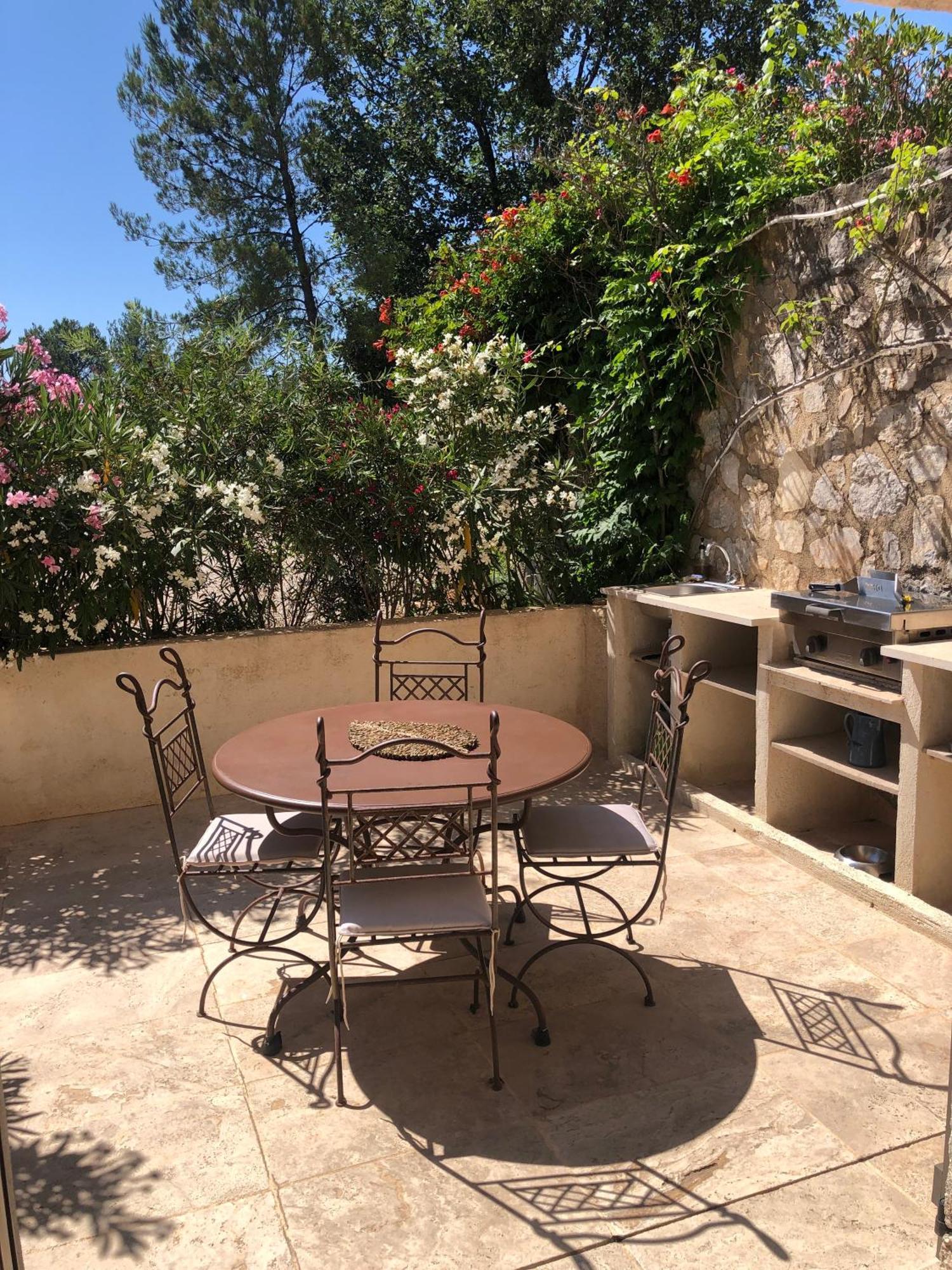Apartamento Le Cocon De Provence Fayence Exterior foto